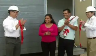 Evangelina Chamorro recibió las llaves de su nueva casa