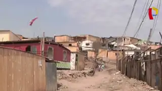 Cantagallo: familias vuelven a colocar viviendas sobre terreno