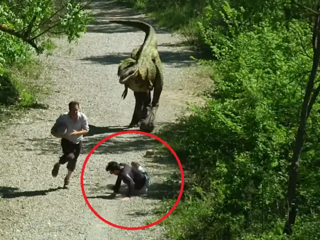 La reacción de un hombre al cruzarse con un ‘dinosaurio’ superó las 4 millones de vistas
