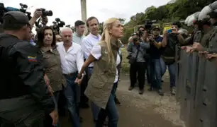 Venezuela: Lilian Tintori logró ver a Leopoldo López tras 35 días sin contacto