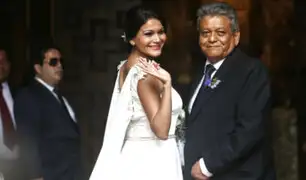 Exministro Mariano González contrajo matrimonio con su exasesora
