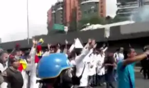 Venezuela: represión a médicos en nueva jornada de protestas