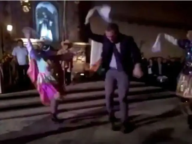 Cajamarca: Ministro Salvador del Solar bailó con grupo folclórico
