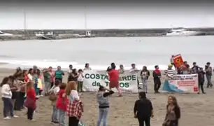 Barranco: vecinos protestan  en defensa de la playa Los Yuyos