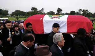 Luis Abanto Morales: recibió el último adiós en cementerio de Lurín