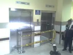 Arequipa: ascensor cae del segundo piso hasta el sótano y deja 5 heridos