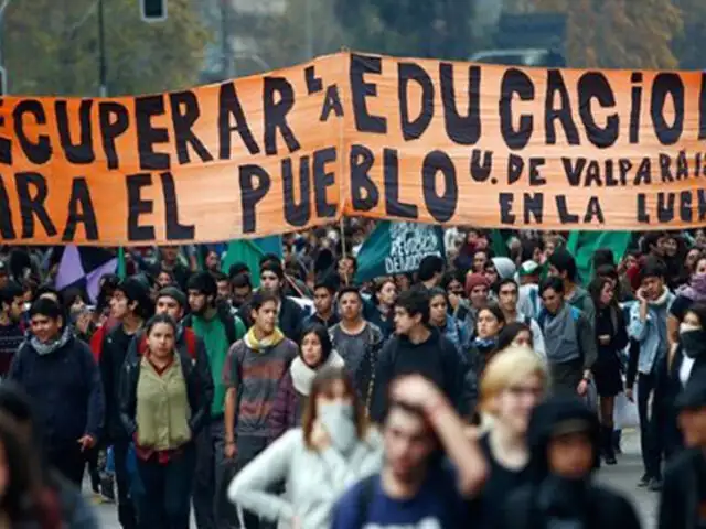 Chile: violentas protestas se registran en marcha de estudiantes