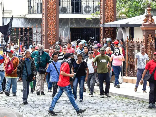 Militares se rebelaron contra Gobierno de Nicolás Maduro