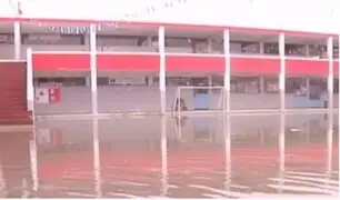 Desborde de río ocasionó la inundación de un colegio en Chorrillos