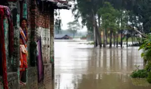 Torrenciales lluvias dejan decenas de muertos en India y Nepal