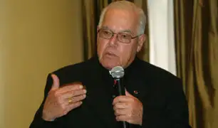 Monseñor Bambarén dispuesto a mediar para solucionar huelga docente