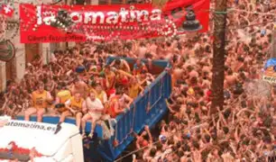 Más de 200 mil personas participaron en festival de la Tomatina en España