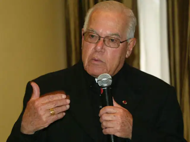 Monseñor Bambarén dispuesto a mediar para solucionar huelga docente