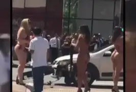 Brasil: conductor chocó su vehículo por mirar modelos en bikinis