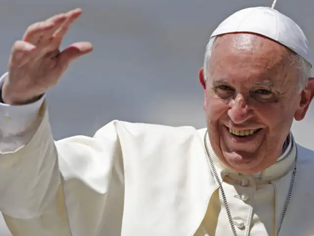 Colombia: Papa Francisco llegó a Bogotá y fue recibido por miles de fieles