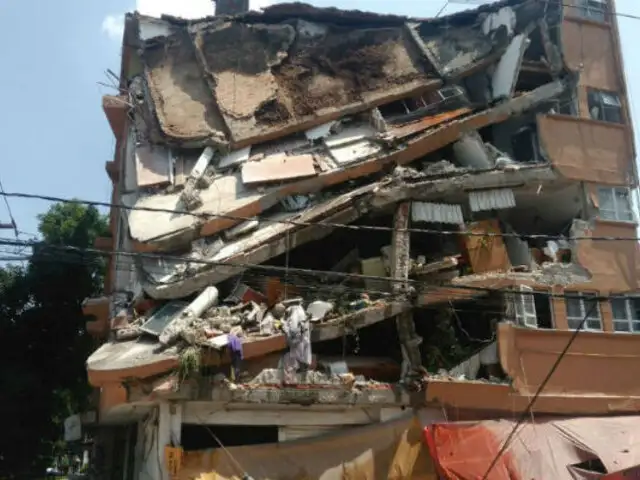 Terremotos en México ocurren cuando el país conmemoraba catástrofe de 1985 [FOTOS]