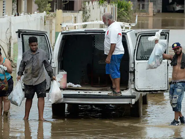 Puerto Rico: caos por saqueos tras paso de huracán María
