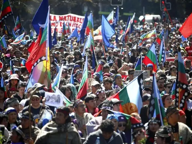 Chile: manifestantes protestan por asedio del Gobierno contra pueblo mapuche