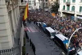 Cataluña: miles protestaron contra la violencia policial en referéndum