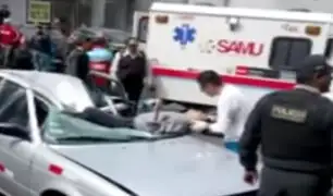 Lince: sujeto cae desde el piso 18 sobre un auto y sobrevive