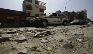 Tráfico, baches y desperdicios generan caos en vías con alto tránsito de Lima