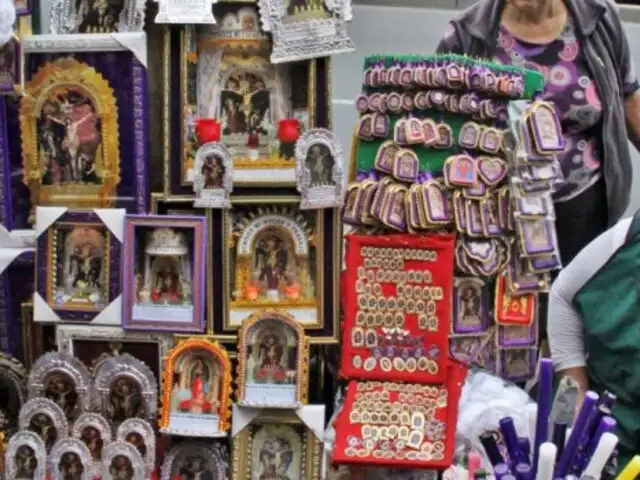 Lima se viste de morado: el lado comercial de la procesión del Señor de los Milagros