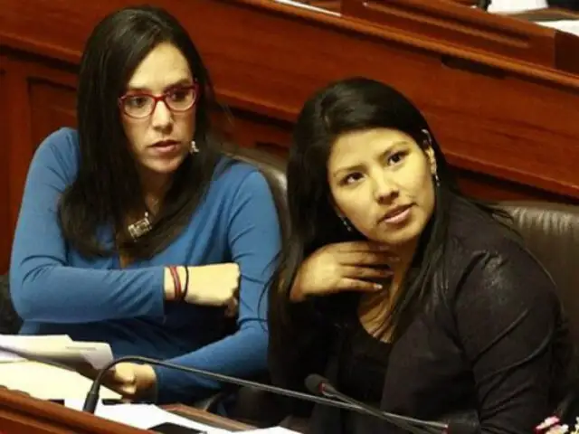 Congresistas Glave y Huilca generan polémica por hashtag
