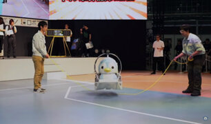 Japón: Robot logra Récord Guinnes saltando soga