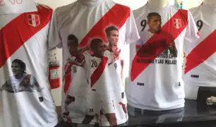 Gamarra: confeccionan camisetas para apoyar a Paolo Guerrero