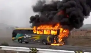 Cañete: bus interprovincial se incendia en la carretera Panamericana Sur