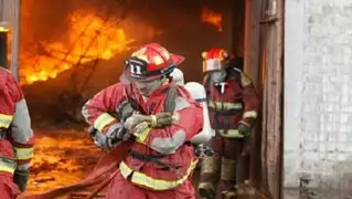 Familiares de bomberos fallecidos en acto de servicio recibirán S/ 202 500
