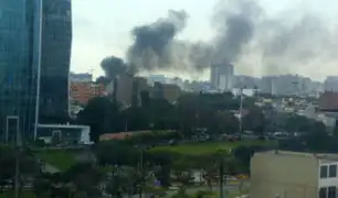 Lince: Incendio se registró en cuadra 24 de Jirón Francisco Lazo