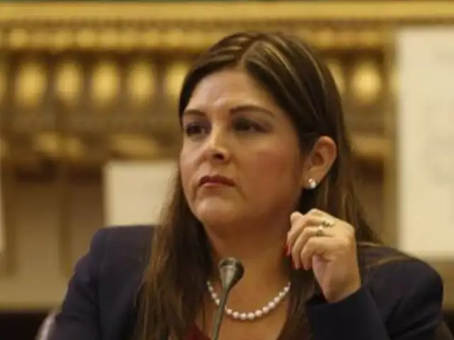 Karina Beteta denuncia por maltrato al presidente del Congreso Daniel Salaverry