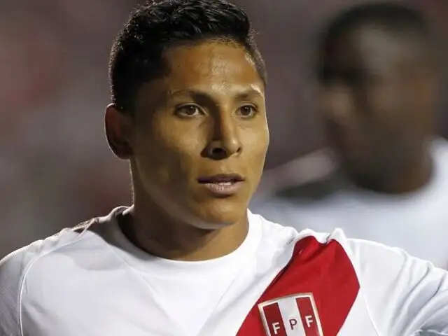 Analista deportivo chileno criticó duramente a Raúl Ruidíaz: “No tiene nada que hacer en la selección”