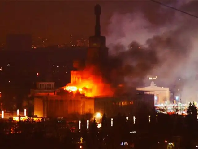 VIDEO: se incendia el principal centro de exposiciones de Rusia