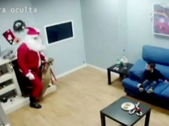 Sorpresa navideña: niños se encuentran con Papá Noel en divertida cámara oculta