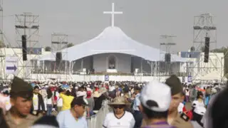 Francisco en Perú: Decenas de fieles recibieron atención médica en Las Palmas