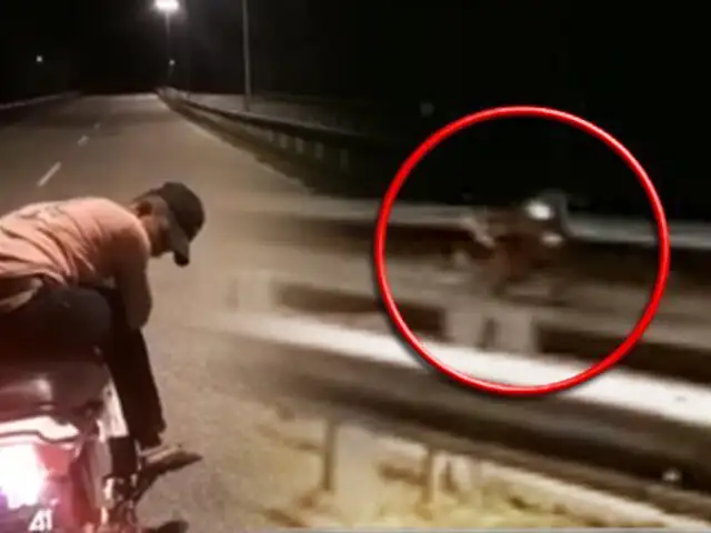 Malasia: graban una “moto fantasma” circulando por carretera