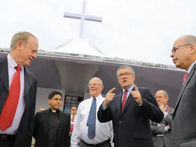 Presidente Kuczynski inspeccionó las instalaciones de Las Palmas por visita del papa Francisco
