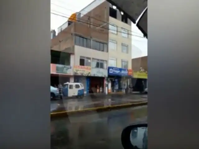 Usuarios reportaron así intensa lluvia de verano en Lima