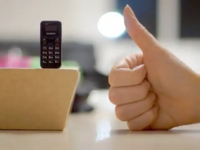 Este es el teléfono más pequeño del mundo