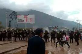 Carretera Central permanece bloqueada por agricultores de papa en huelga