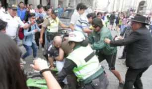 Arequipeños se enfrentan a hinchas chilenos del Santiago Wanderes