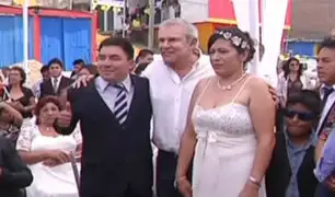 Villa el Salvador: 23 parejas formalizaron su relación en matrimonio civil masivo