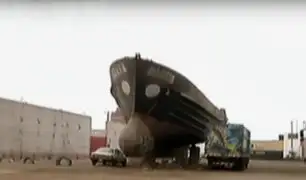 Ventanilla: buques abandonados en plena calle son un serio peligro para vecinos