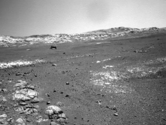 YouTube: Descubren OVNI en foto tomada en Marte por rover Opportunity [VIDEO]