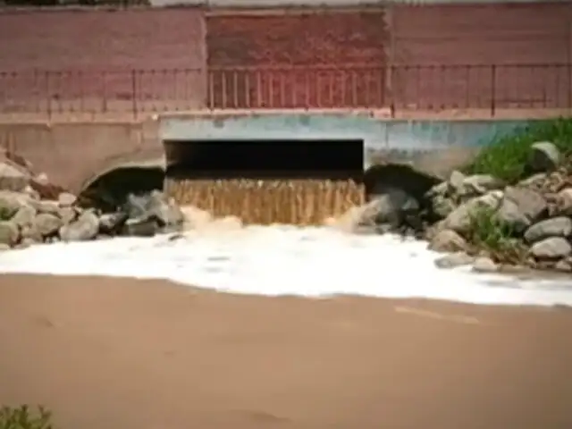 Laboratorio confirma contaminación de aguas de ríos y playas de Lima