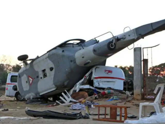 Terremoto en México: helicóptero que sobrevolaba zona afectada cae y deja 13 muertos