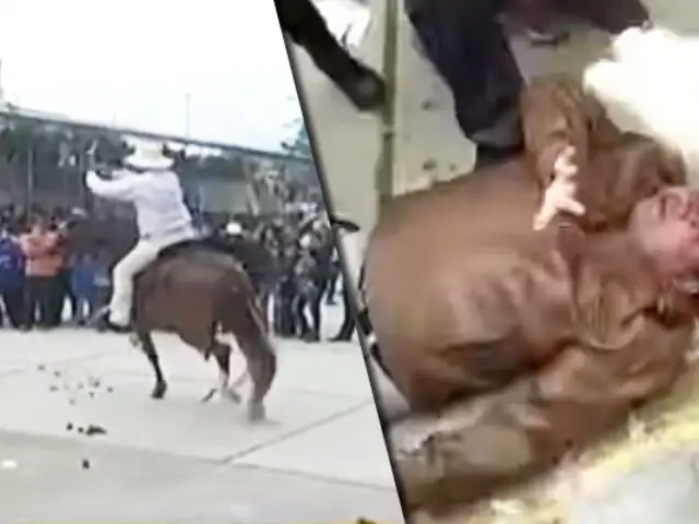 Cajamarca: caballo de paso desbocado embiste a multitud en carnaval