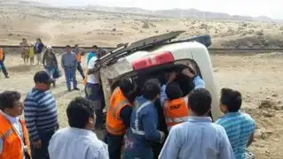 Puno: cuatro muertos y trece heridos deja despiste de minivan